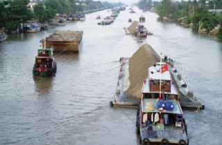 Cắt giảm nhiều thủ tục hành chính liên quan đến hoạt động kinh doanh đường thủy nội địa