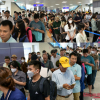 Người dân trải nghiệm tàu điện Nhổn-Ga Hà Nội trong ngày đầu vận hành