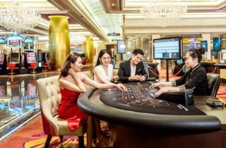 Đề xuất kéo dài thời gian thí điểm cho người Việt vào chơi casino