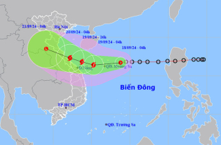 Áp thấp nhiệt đới di chuyển nhanh, hướng về Quảng Bình - Đà Nẵng