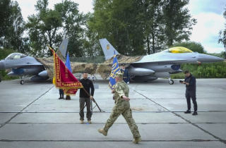 Ukraine không có nơi nào giấu phi đội F-16 trước tên lửa Nga