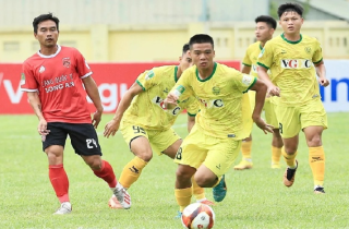 Từng có biệt danh 'siêu nhân', cựu cầu thủ HAGL không tìm được việc ở V.League