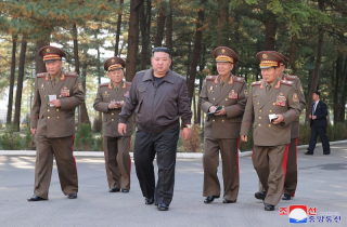 Ông Kim Jong-un tuyên bố Hàn Quốc là 