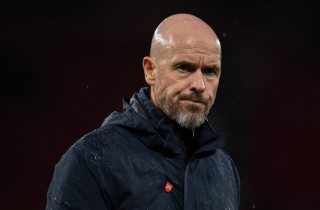 Man Utd sa thải HLV Erik ten Hag