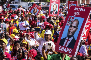 Tổng thống Daniel Chapo - Nhà lãnh đạo mới của Mozambique