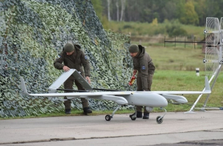 Đức gửi 4.000 UAV tấn công tới Ukraine