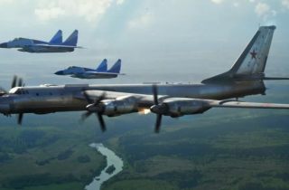 Nga cho 7 oanh tạc cơ chiến lược Tu-95 xuất kích, nổ lớn khắp Ukraine