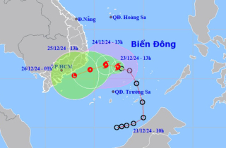 Biển Đông đón bão số 10, hướng về vùng biển Phú Yên đến Bà Rịa - Vũng Tàu