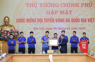 6 cầu thủ đội tuyển Việt Nam được tặng thưởng Huân chương Lao động