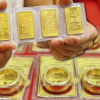 'Phi mã' theo thế giới, vàng trong nước có chạm được đỉnh 110 triệu đồng/lượng?