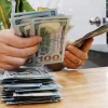 Đầu tuần, tỷ giá VND/USD thị trường tự do giảm