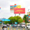 TP Hồ Chí Minh rực rỡ cờ hoa, biểu ngữ mừng đại lễ 50 năm thống nhất đất nước