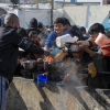 Hàng viện trợ của Liên hợp quốc bắt đầu vào Gaza