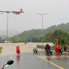 Giao thông tê liệt, sạt lở rình rập sau mưa lớn ở các tỉnh miền núi phía Bắc