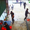 Truy tìm 5 người trong nhóm áo đen đập phá quán phở tại Đắk Lắk