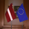 Latvia đề nghị EU đình chỉ thị thực của người Nga