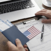 Mỹ đột ngột dừng cấp mới visa du học, vì sao?