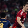 Mờ nhạt trước hậu vệ Campuchia, Rasmus Hojlund bị Man Utd 'bán tháo'