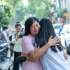1.400 ngày đồng hành ôn luyện, ba mẹ mong con thi cử nhẹ nhàng, không áp lực