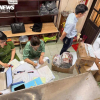 Phát hiện cơ sở 'phù phép' đậu tương, hạt bắp thành cà phê xay ở Huế