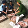 Thu giữ 1 tấn chân gà đông lạnh không rõ nguồn gốc ở Huế