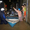 Nhiều khu dân cư ngập sâu do mưa lớn, người Đà Nẵng trắng đêm sơ tán
