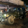 Xe Jeep lao qua dải phân cách tông 3 xe máy ở TP.HCM, hai phụ nữ tử vong