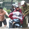 Ngày 4/7, mưa dông từ Bắc vào Nam, Biển Đông khả năng đón áp thấp nhiệt đới
