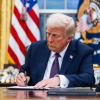 Ông Trump ký ban hành dự luật 'Lớn và Đẹp'