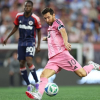 Messi lập kỷ lục mới, bỏ xa Ronaldo