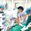 Ép tim, lọc máu cứu người đàn ông ngưng tim sau bữa ăn lòng lợn, tiết canh