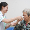 Thiếu trầm trọng nhân lực chăm sóc sức khỏe người cao tuổi
