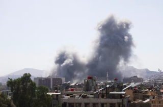 Israel không kích thủ đô Syria