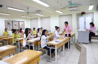 Bộ GD-ĐT công bố điểm tốt nghiệp, gần 1.000 học sinh trượt