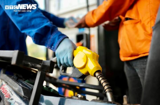 Giá xăng dầu hôm nay 18/7: Quay đầu tăng