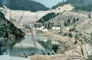 Vụ án xác chết trong hồ có lời giải sau 34 năm do hung thủ đeo đồng hồ trẻ em