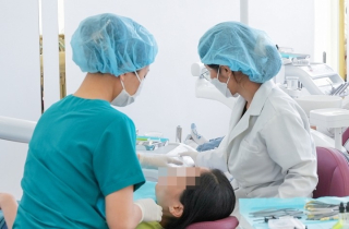 'Tiền mất tật mang' vì niềng răng giá 15 triệu đồng