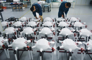 Trung Quốc công nhận nghề kiểm soát viên không lưu cho thiết bị bay không người lái