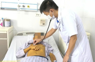 Suy gan, suy thận cấp từ vết thương nhỏ