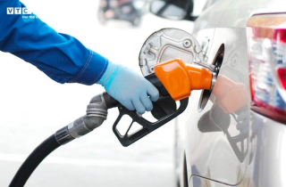 Chưa bán, doanh nghiệp đã lo xăng E10 ế ẩm