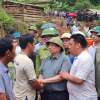 Thủ tướng thăm hỏi người dân, chỉ đạo khắc phục hậu quả mưa lũ ở Điện Biên
