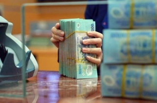 NHNN yêu cầu ngân hàng ổn định lãi suất tiền gửi, giảm lãi suất cho vay