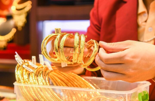 Giá vàng hôm nay 5/8: Tiếp đà tăng
