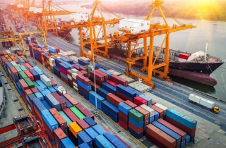 Xuất khẩu 7 tháng vượt kỳ vọng, ước đạt 261,8 tỷ USD