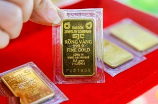Giá vàng miếng trong nước có thể tái lập đỉnh lịch sử trong hôm nay: Có nên mua?