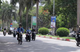 Hà Nội mưa dông, kết thúc đợt nắng nóng