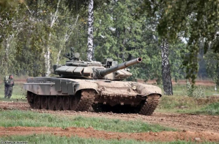 T-72 không người lái: 'Mũi đột phá' mới trên chiến trường của Nga