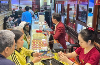 Giá vàng hôm nay 10/8: Tiếp tục đà đi lên