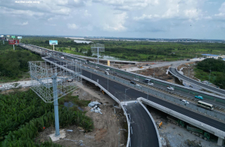 Nút giao Vành đai 3 với cao tốc TP.HCM - Long Thành trước ngày thông xe