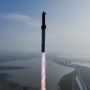 Công nghệ 12/8: Lần đầu tiên một quốc gia ký hợp đồng thương mại với SpaceX